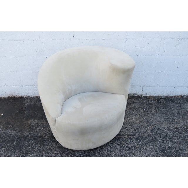 Mid-Century Modern Vladimir Kagan Directional Nautilus Swivel Accent Chair For Sale - Image 3 of 12