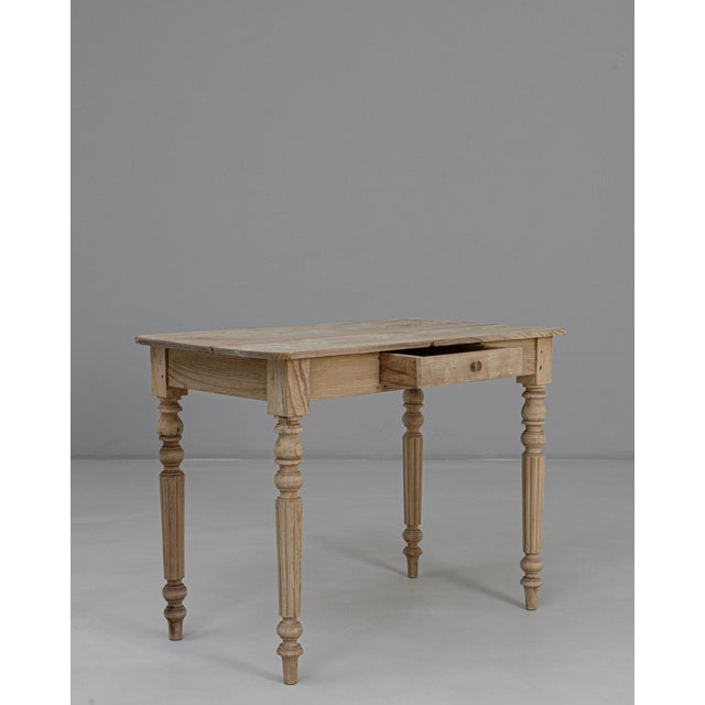 19th Century French Louis XVI Wooden Writing Table With Drawer For Sale In Greensboro - Image 6 of 18