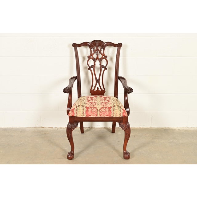 Late 20th Century Ethan Allen Chippendale Carved Mahogany Dining Chairs, Set of Eight For Sale - Image 5 of 15