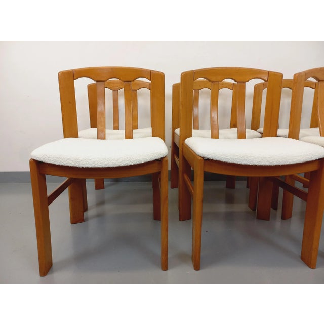 Vintage Chairs in Elm Wood and Bouclé Fabric, 1960s, Set of 6 For Sale - Image 18 of 18