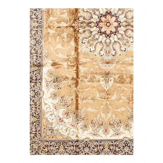 Viscose on a cotton foundation with a medallion This rug has a dense, soft pile, and excellent quality, to ensure that you...