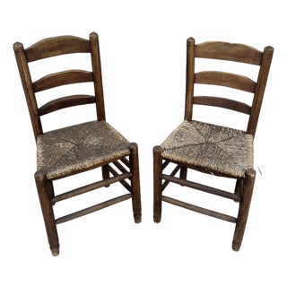Pair of 19th Century Antique American Ladder-Back Chairs With Rush Seats For Sale