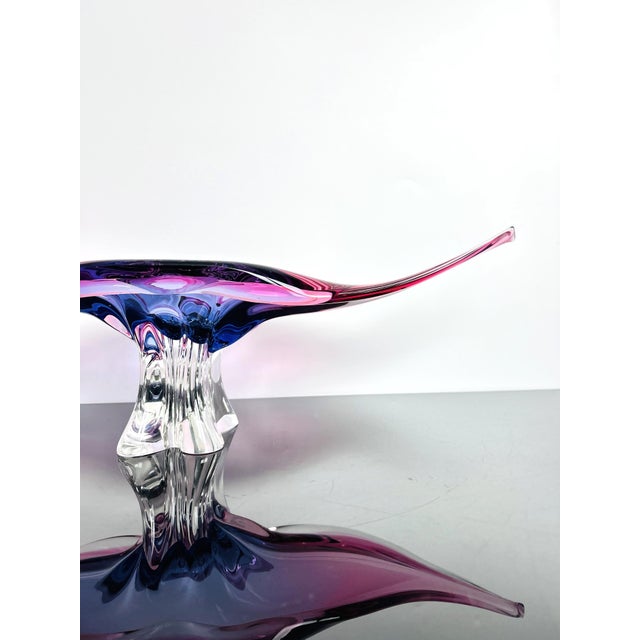 Pink and Purple Art Glass Centerpiece Bowl for Chřibská, Czechoslovakia, 1960s For Sale - Image 4 of 12