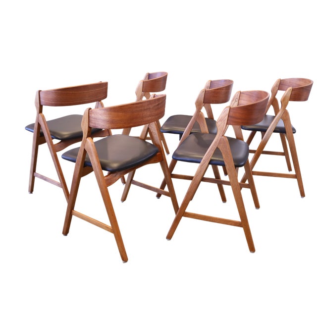 Model 71 Chair in Teak, Oak and Leather by Henning Kjærnulf, 1960s, Set of 6 For Sale - Image 4 of 11