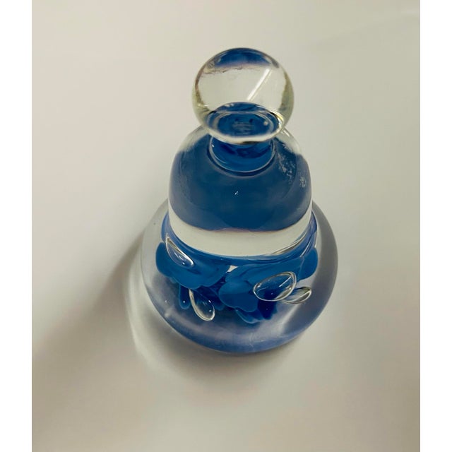 Traditional Joe St. Clair Art Glass Bell Shaped Paperweight Blue Flowers Light and Navy Blue For Sale - Image 3 of 11
