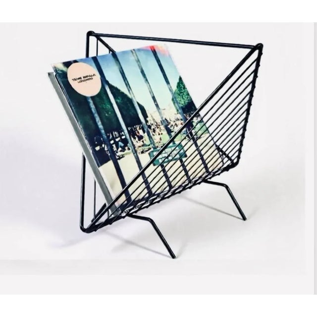1960s Vintage Abstract Mathieu Matégot Insp Mid Century Magazine Vinyl Album Holder Rack For Sale - Image 5 of 7