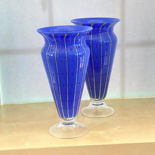 Postmodern Pair of Vintage Handblown Italian Royal Blue Ribbed Dotted Stripe Art Glass Mantle Vases For Sale - Image 3 of 12