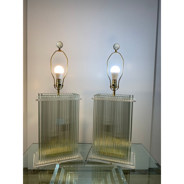 Pair of Vintage Glass Lucite and Brass Table Lamps in the Manner of Geatano Sciolari for Lightolier For Sale In Philadelphia - Image 6 of 13