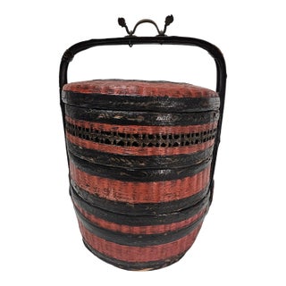Chinese Red and Black Lacquer Wedding Basket With Handle, Mid-20th Century For Sale
