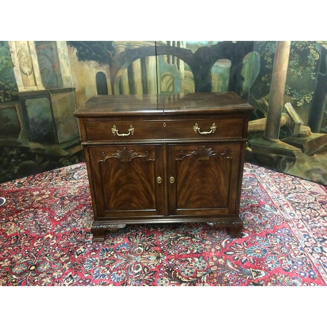 Henredon Vintage Server, Henredon Rittenhouse Flip Top Server For Sale - Image 4 of 16