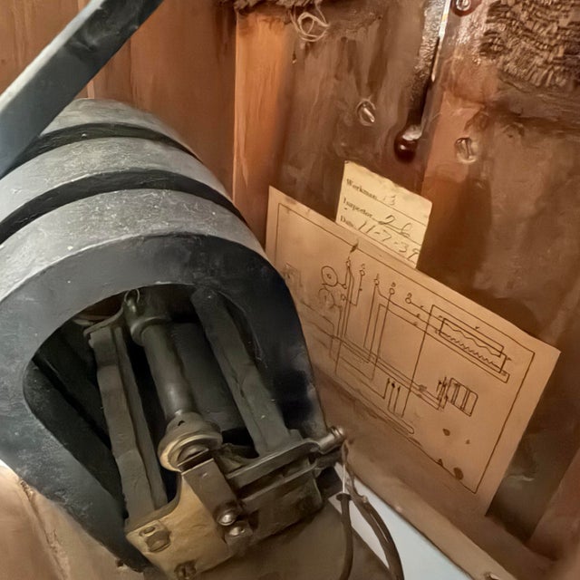 1930's Hand Crank Wall Mount Telephone For Sale - Image 11 of 12