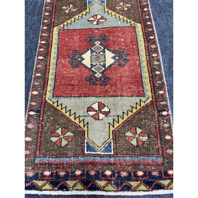 Contemporary Turkish Yastik Rug 1'6" x 2'9" For Sale - Image 3 of 5
