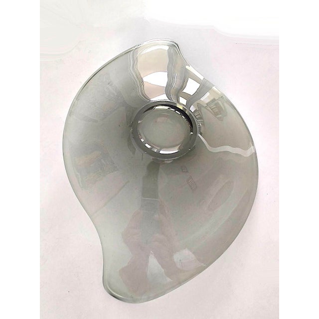 1960s 1960s Viking Glass Epic Console Platter/Bowl in Smoke Gray For Sale - Image 5 of 9