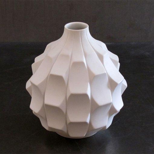 Mid-Century Modern Heinrich Fuchs “Archais” Series for Lorenz Hutschenreuther, 1970 For Sale - Image 3 of 6