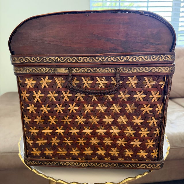Wood Vintage Bombay Company Woven Bamboo & Rattan Starburst Trunk For Sale - Image 7 of 12