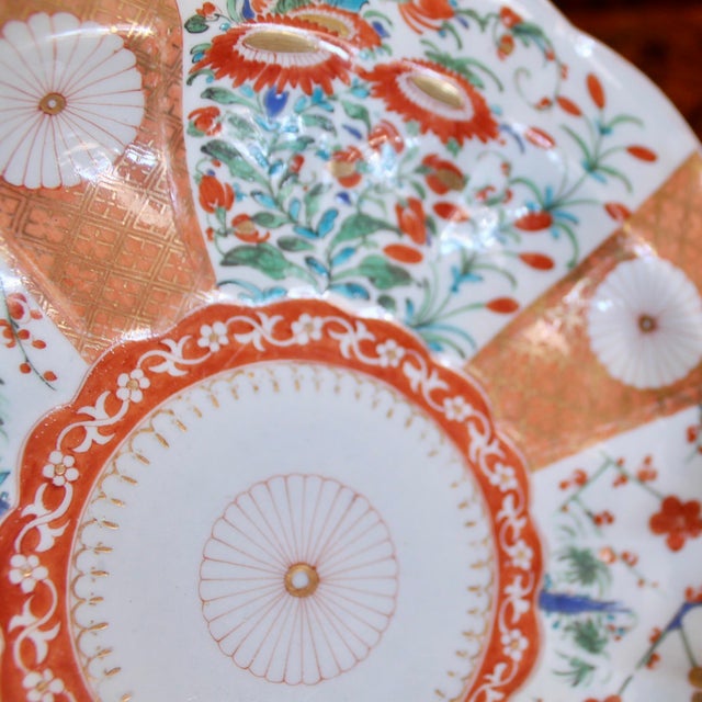Orange Japanese Scalloped Edge Meiji Dish in Orange and Gold For Sale - Image 8 of 10