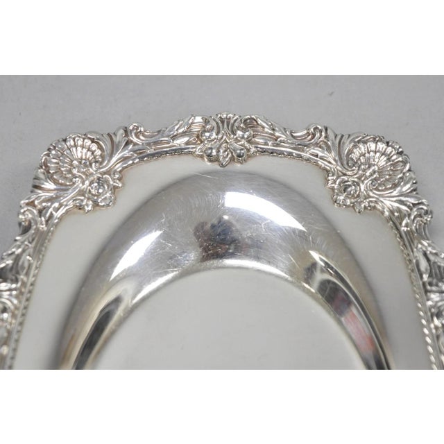 Vintage Victorian Sir Christopher by Wallace Silver Plated Gravy Boat Underplate For Sale In Philadelphia - Image 6 of 11