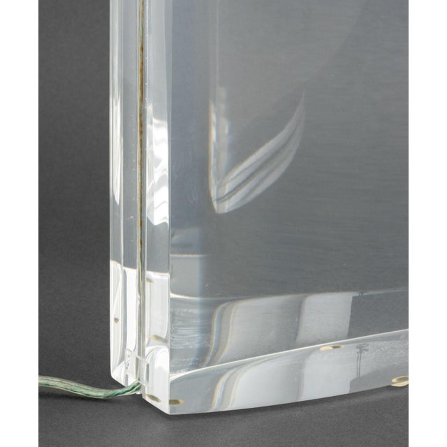 Metal Modern Clear Acrylic and Chrome Table Lamps, Pair For Sale - Image 7 of 8