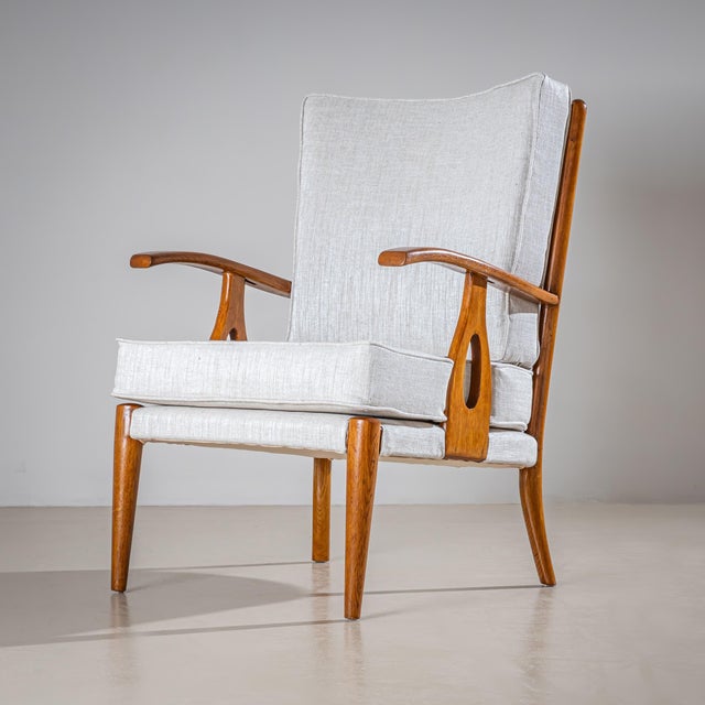 Mid-20th Century Seating Group with curved Armrests For Sale In New York - Image 6 of 15