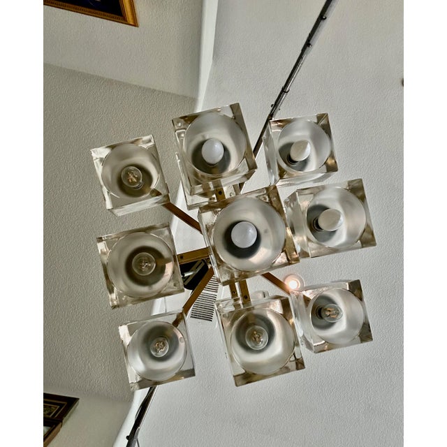 Sciolari 13 Light Ice Cube Glass Brass Chandelier For Sale In Palm Springs - Image 6 of 17