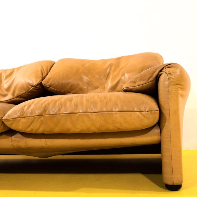 Animal Skin Maralunga Living Room Set in Tan Leather by Vico Magistretti for Cassina, 1970s, Set of 3 For Sale - Image 7 of 18