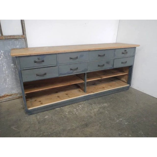 Chest of Drawers, 1950s, in Good conditions. Designed 1950 to 1959