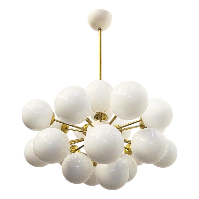 21st Century Ovale Natural Brass Glossy White Murano Sputnik Chandelier by Fabio LTD For Sale