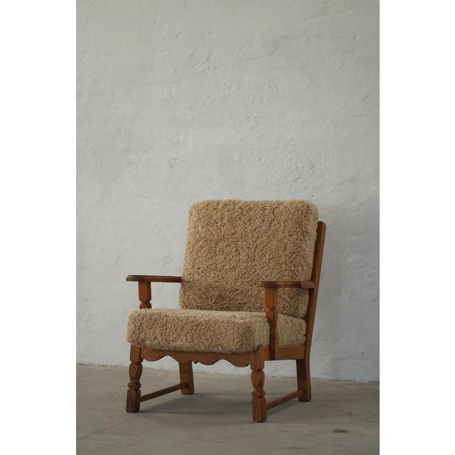 Danish Modern Lounge Chair in Oak and Lambswool by Henning Kjærnulf, 1960s For Sale - Image 9 of 15