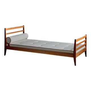 French Daybed in the manner of René Gabriel, 1940s For Sale
