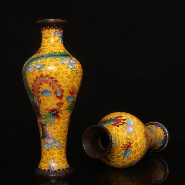 Late 20th Century Pair of Yellow Cloisonné Enamel Dragon and Phoenix Vases For Sale - Image 4 of 9