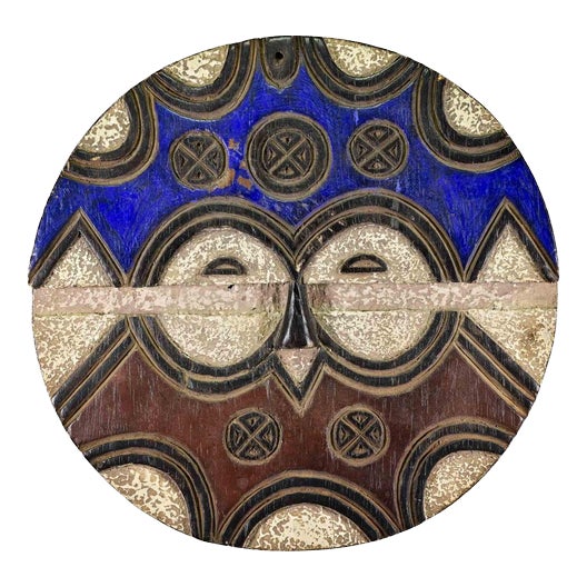 Vintage Mid-20th Century Handcrafted African Mask in Wood For Sale