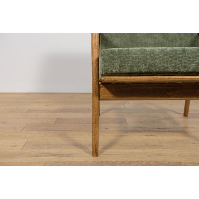 Set of Model 300-139 Armchairs from Swarzędz Factory, 1960s For Sale - Image 18 of 18