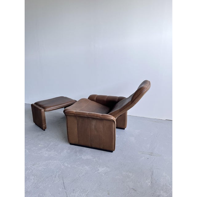 Set of Leather DS50 Armchair and Ottoman from de Sede, 1970s For Sale - Image 6 of 8