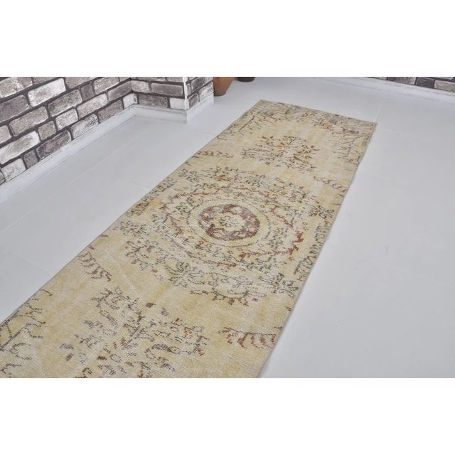 Vintage Hand-Knotted Turkish Runner, Detailed Cream and Yellow Anatolian Rug For Sale - Image 4 of 10