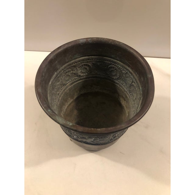Mid 20th Century English Floral Embossed Copper Footed Planter For Sale - Image 5 of 12