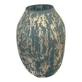 Example of John-Richard Vessels and Vases