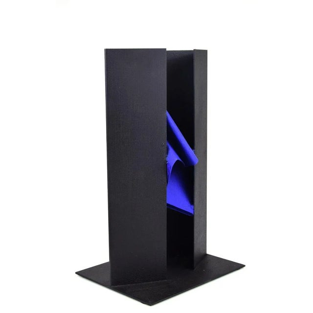 Central structure is a contemporary metallic sculpture, realized in 1998 by the Italian artist Claudio Palmieri. Original...