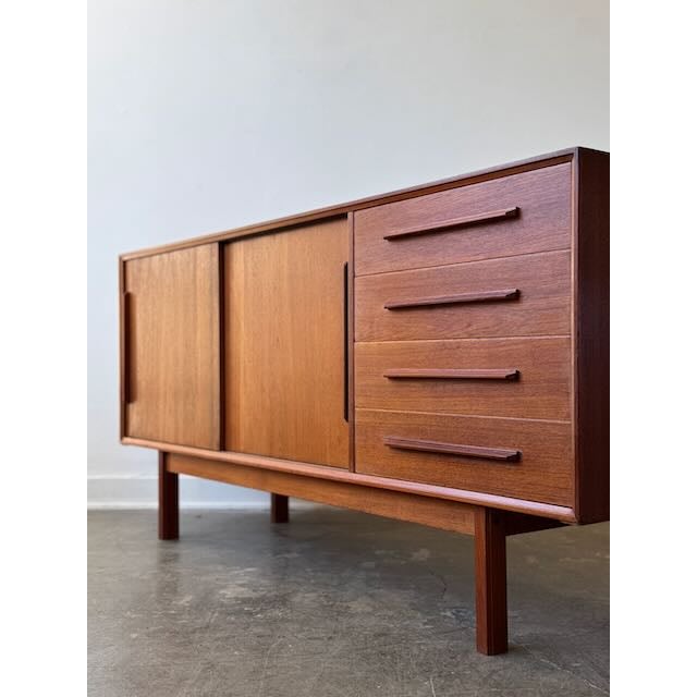 1970's Danish Modern Teak Credenza For Sale - Image 14 of 17