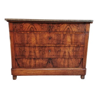 Antique French Louis Philippe Chest of Drawers in Walnut with Grey-Brown Marble Top, 19th Century For Sale