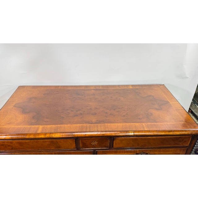 Brown Antique English George III Burl Walnut Chest of Drawers With Inlaid Concave Sunburst - Nautica Star and Two Secret Drawer For Sale - Image 8 of 9