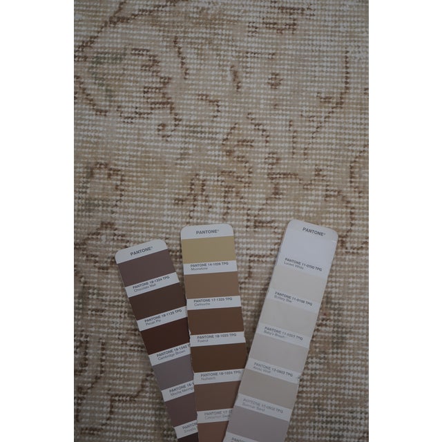 Hand Knotted Wool Turkish Sparta Rug 4'7'' X 8'7'' For Sale - Image 10 of 10