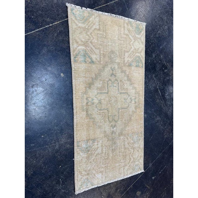 Turkish Yastik Rug 1'5" x 2'9" For Sale In Houston - Image 6 of 6