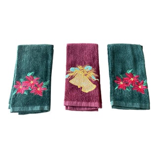 Set of 3 Face /Hand Terry Guest Towels Embroidered for Christmas For Sale
