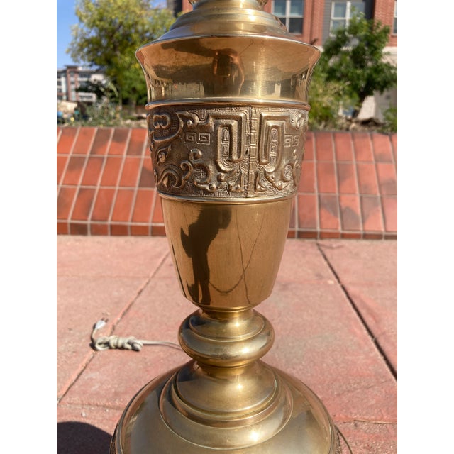 Wood Mid 20th Century Majestic Marbro Japanese Brass Table Lamp in James Mont For Sale - Image 7 of 13