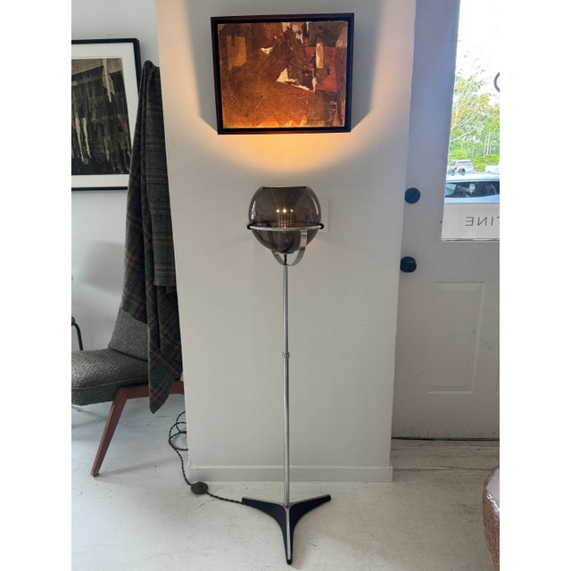RAAK Vintage, Mid Century Modern Frank Ligttelijn for Raak Smoked Glass Orb Floor Lamp, Unmarked For Sale - Image 4 of 18