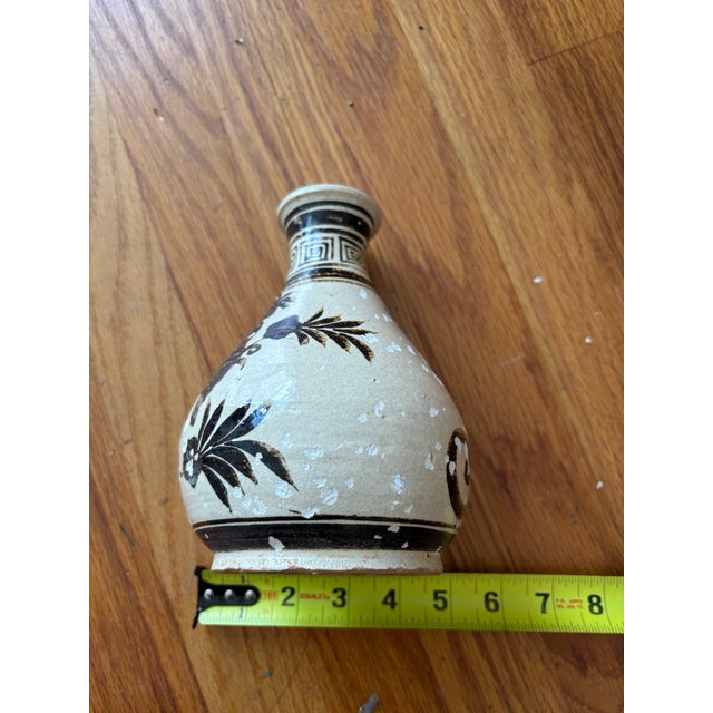 Antique Chinese Cizhou Kiln Hand-Painted Bird Vase - 7" For Sale - Image 10 of 10