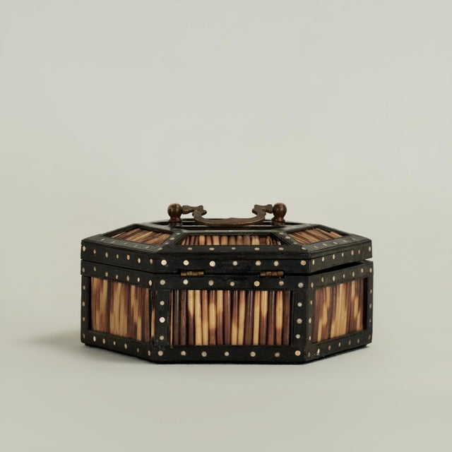 1910s Antique Anglo Indian Quill Box For Sale - Image 5 of 13