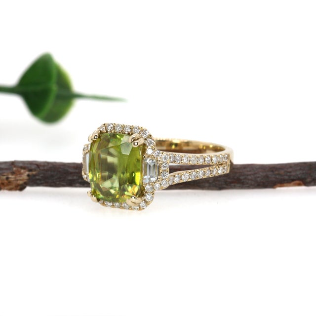 3.6Ct Sphene Ring With Natural Diamonds Accents: Solid 14k Gold, Cushion 9x7mm, Size 6.75 For Sale - Image 4 of 7