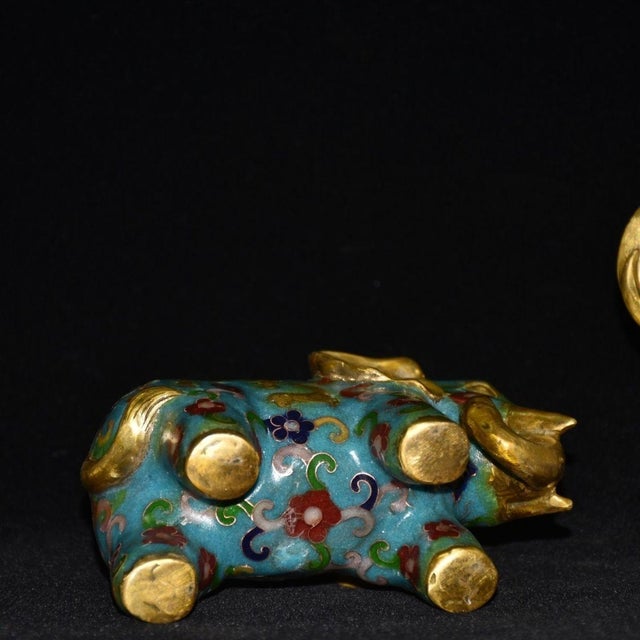 Chinese Vintage Pair of Chinese Cloisonne Enamel Elephants - Gilt Bronze Figures For Sale - Image 3 of 9