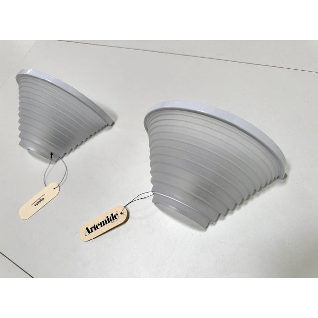 Postmodern Egisto 28 Parete Wall Lamps by Angelo Mangiarotti for Artemide, Italy, 1980s, Set of 2 For Sale - Image 6 of 18